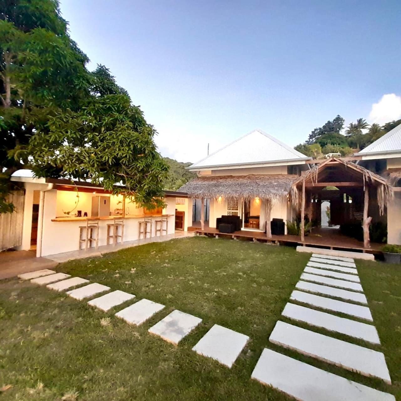 Bungalow Tiarii, Avec Acces Direct A Une Plage Privee Tevaitoa Exterior foto